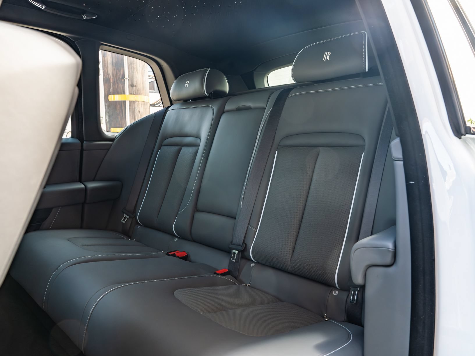Certified 2024 Rolls-Royce Cullinan w/ Cullinan Package AWD/4WD image 8