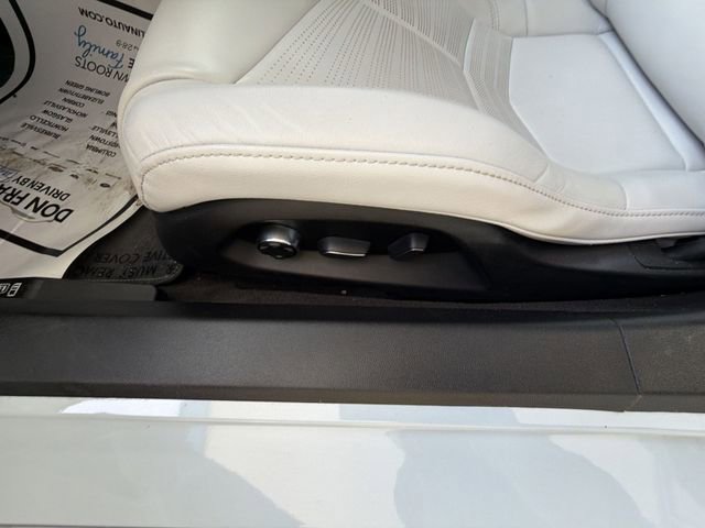 Used 2020 Chevrolet Corvette Stingray Premium Cpe w/ 3LT Preferred Equipment Group RWD image 18