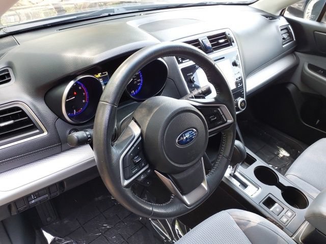 Used 2018 Subaru Outback 2.5i Premium AWD/4WD image 10