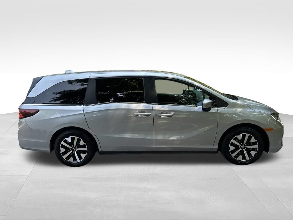 Used 2025 Honda Odyssey EX-L image 6