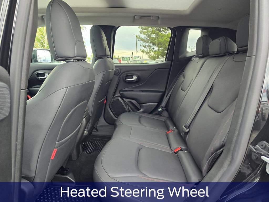 Used 2023 Jeep Renegade Trailhawk w/ Sun/Sound Group AWD/4WD image 15