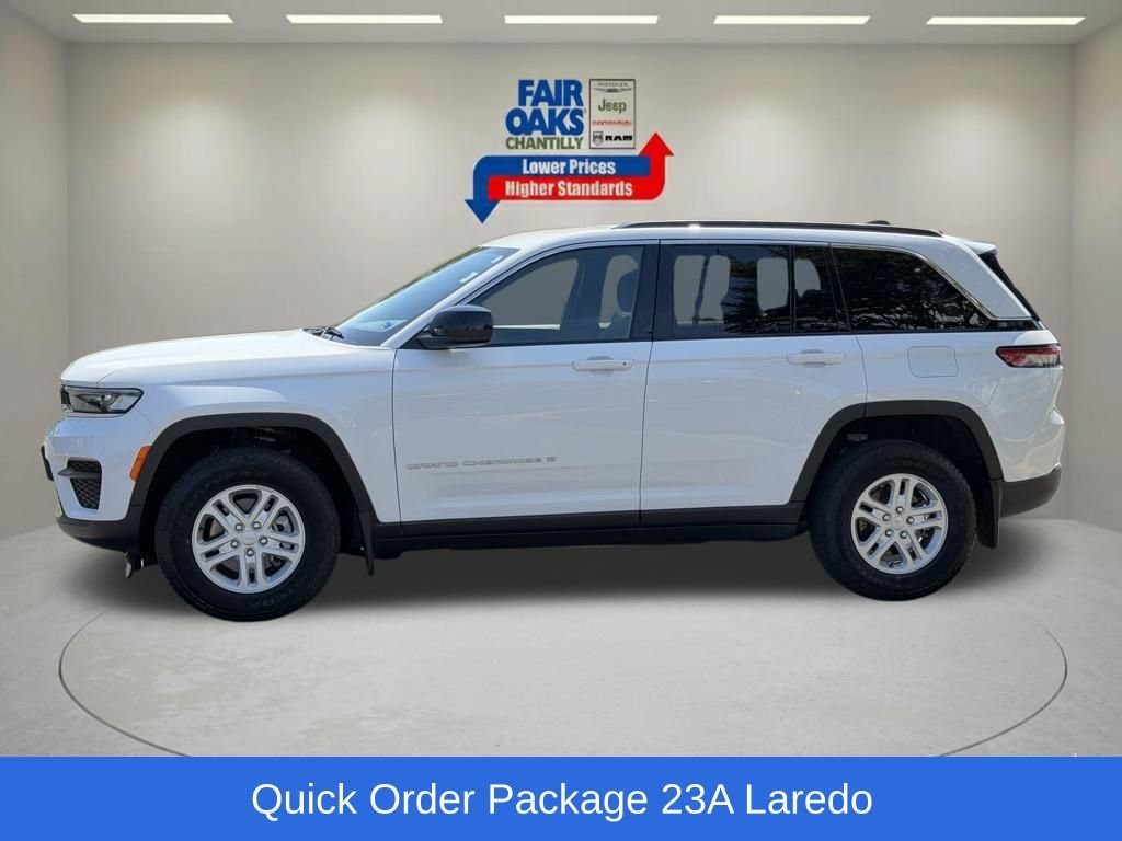 Certified 2024 Jeep Grand Cherokee Laredo w/ MOPAR Finishing Package RWD image 12