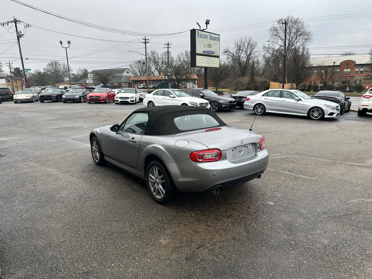 Used 2015 MAZDA MX-5 Miata Sport image 6