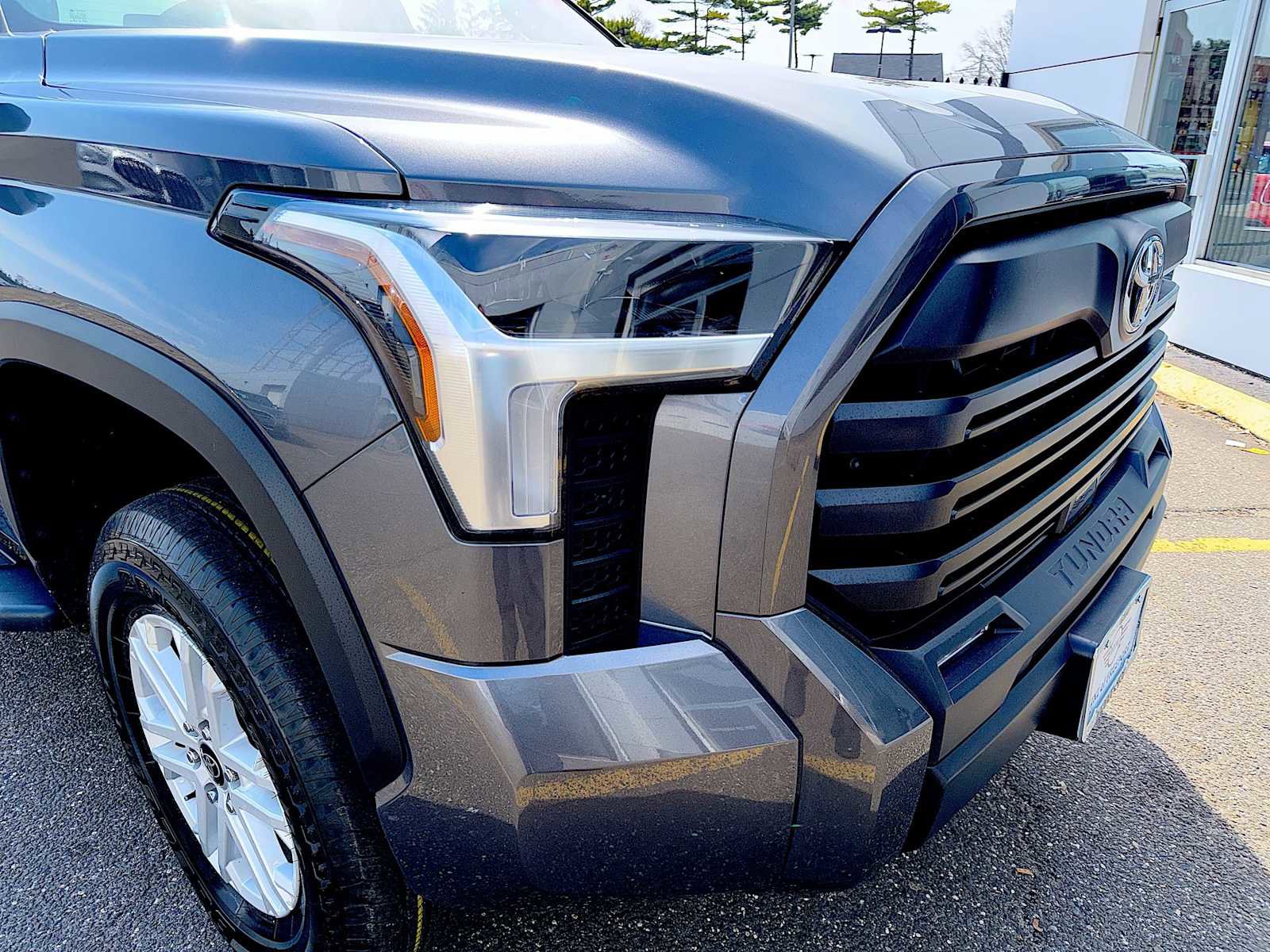 Used 2024 Toyota Tundra SR5 AWD/4WD image 23