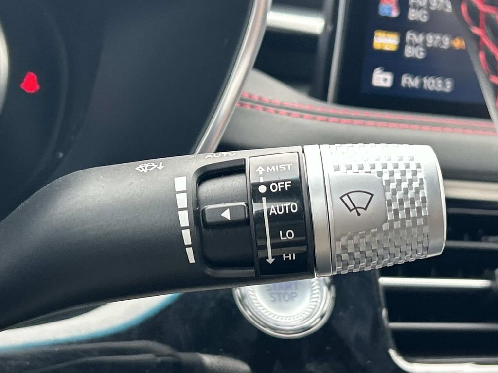 Used 2025 Genesis G70 3.3T Advanced image 33