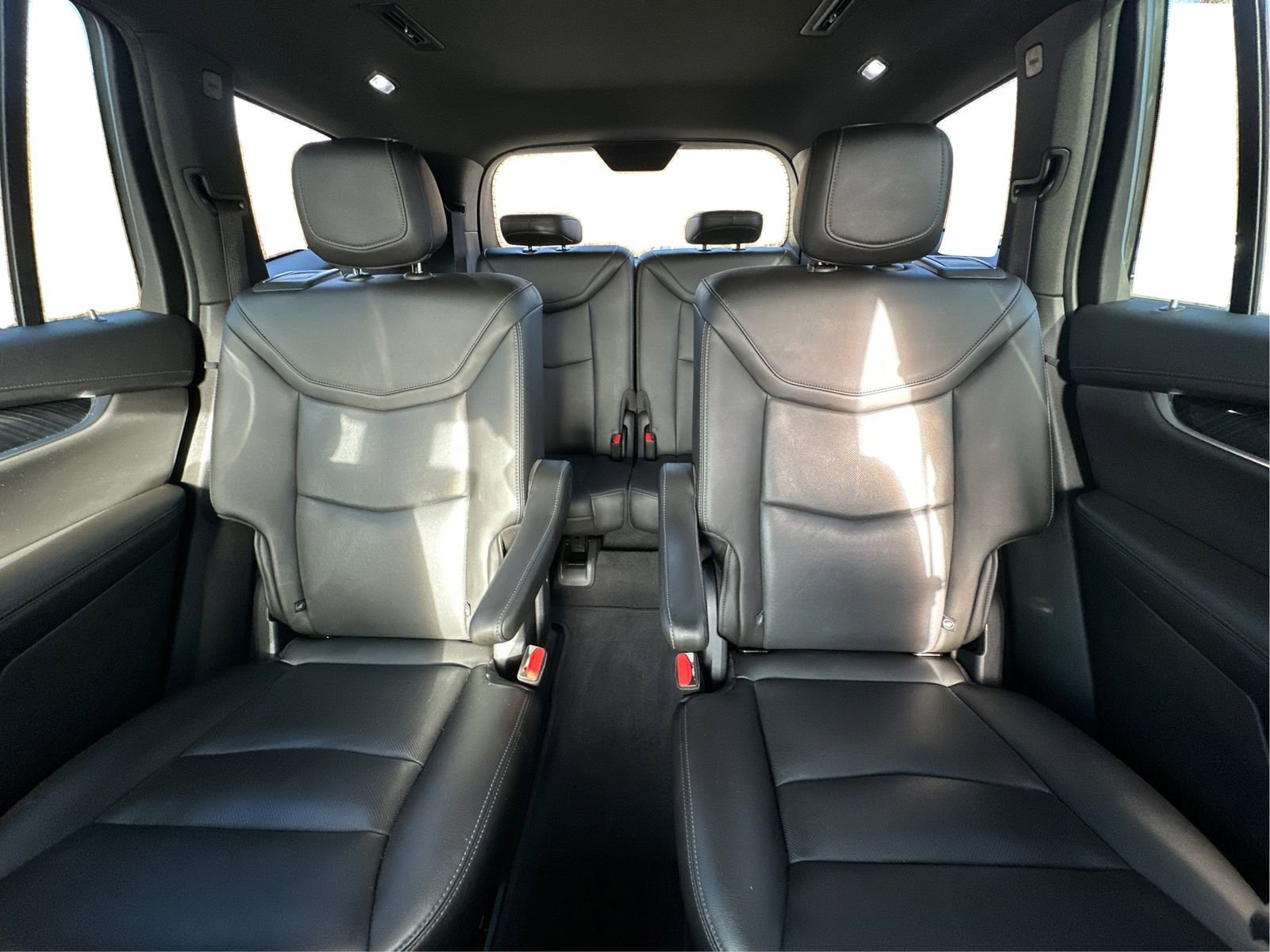 Used 2021 Cadillac XT6 Premium Luxury image 15