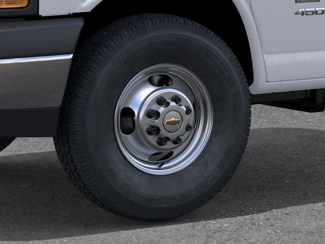 New 2025 Chevrolet Express 4500 w/ Power Convenience Package RWD image 10