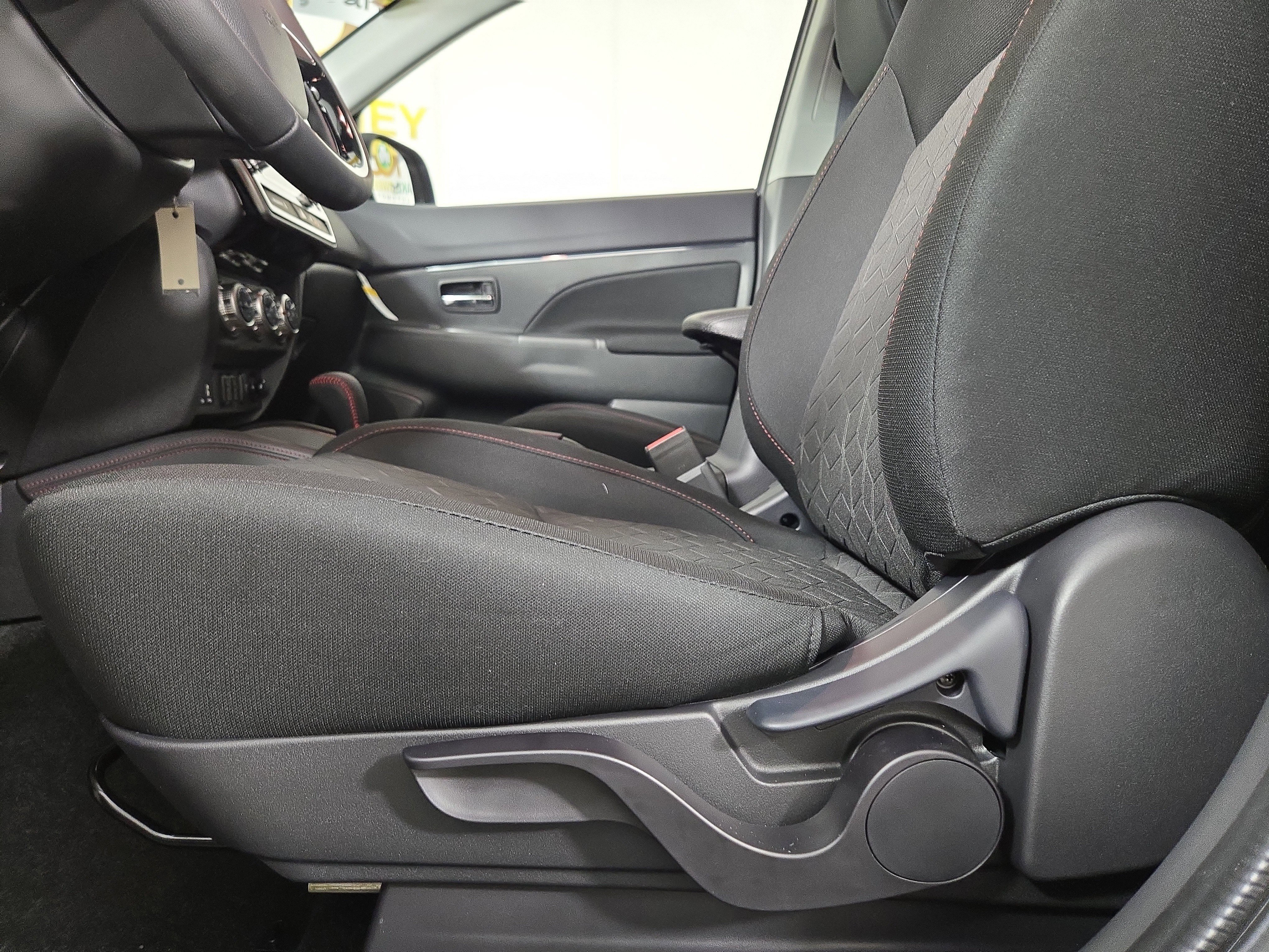 New 2026 Mitsubishi Outlander Sport LE image 26