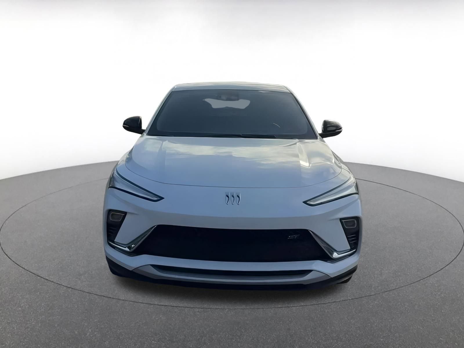 Used 2025 Buick Envista Sport Touring image 4