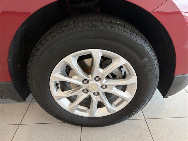 Used 2019 Chevrolet Equinox LT w/ Driver Convenience Package image 14