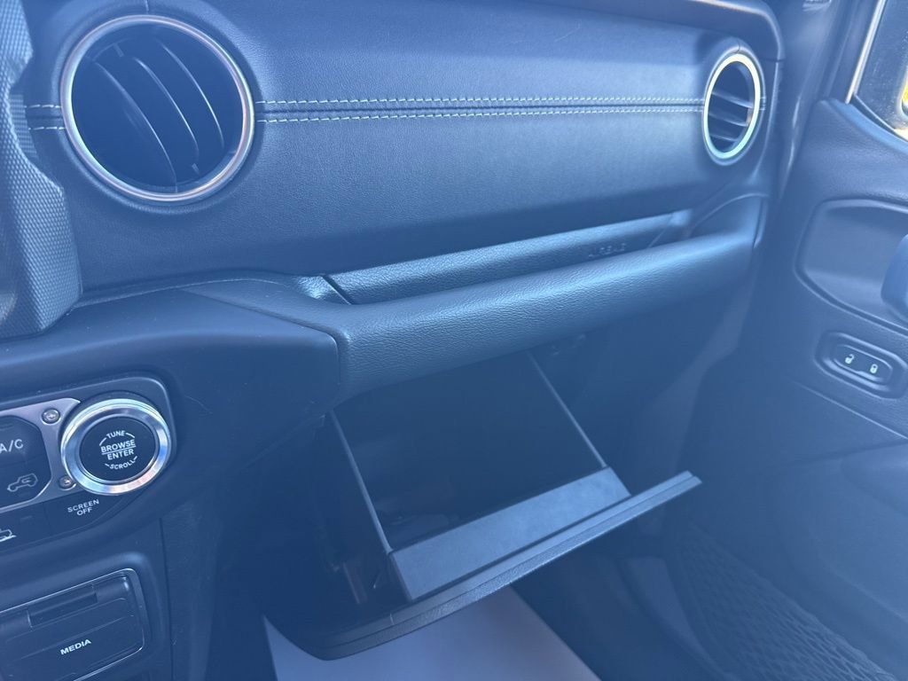 Used 2021 Jeep Wrangler Unlimited Sahara w/ Cold Weather Group image 25