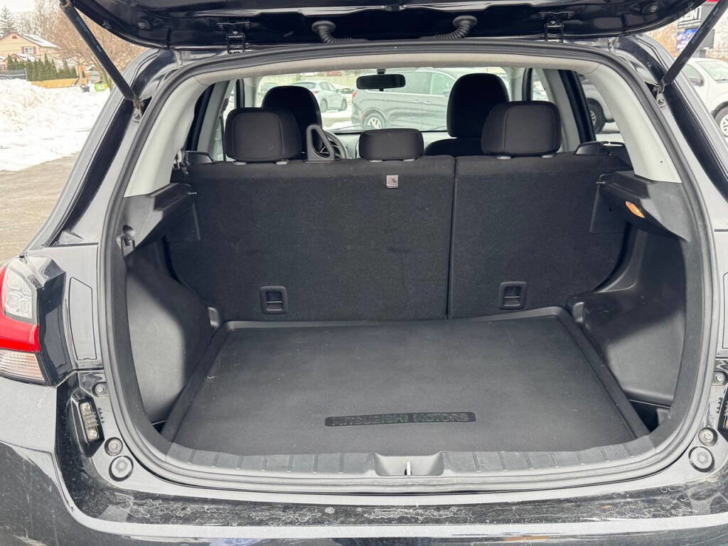 Used 2020 Mitsubishi Outlander Sport SE image 20