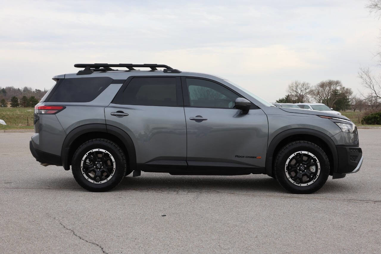 Used 2025 Nissan Pathfinder Rock Creek image 7