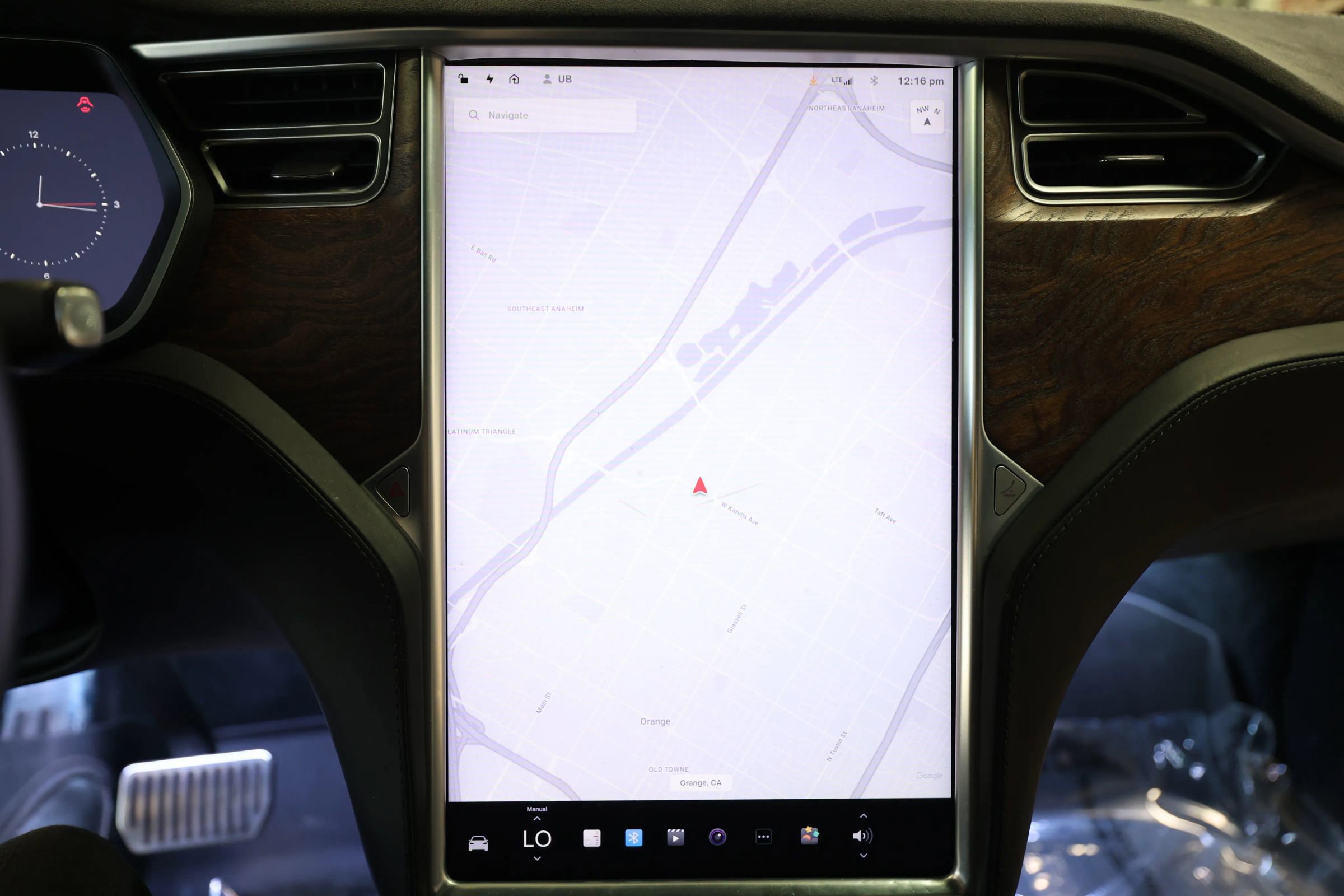 Used 2017 Tesla Model X 100D AWD/4WD image 73
