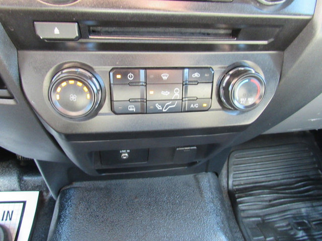 Used 2017 Ford F550 2WD Regular Cab Super Duty image 32