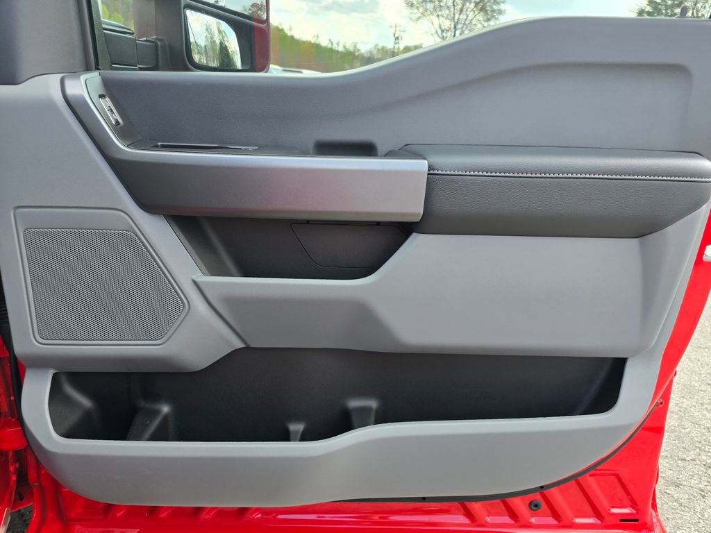 Used 2025 Ford F250 XL w/ STX Appearance Package image 46