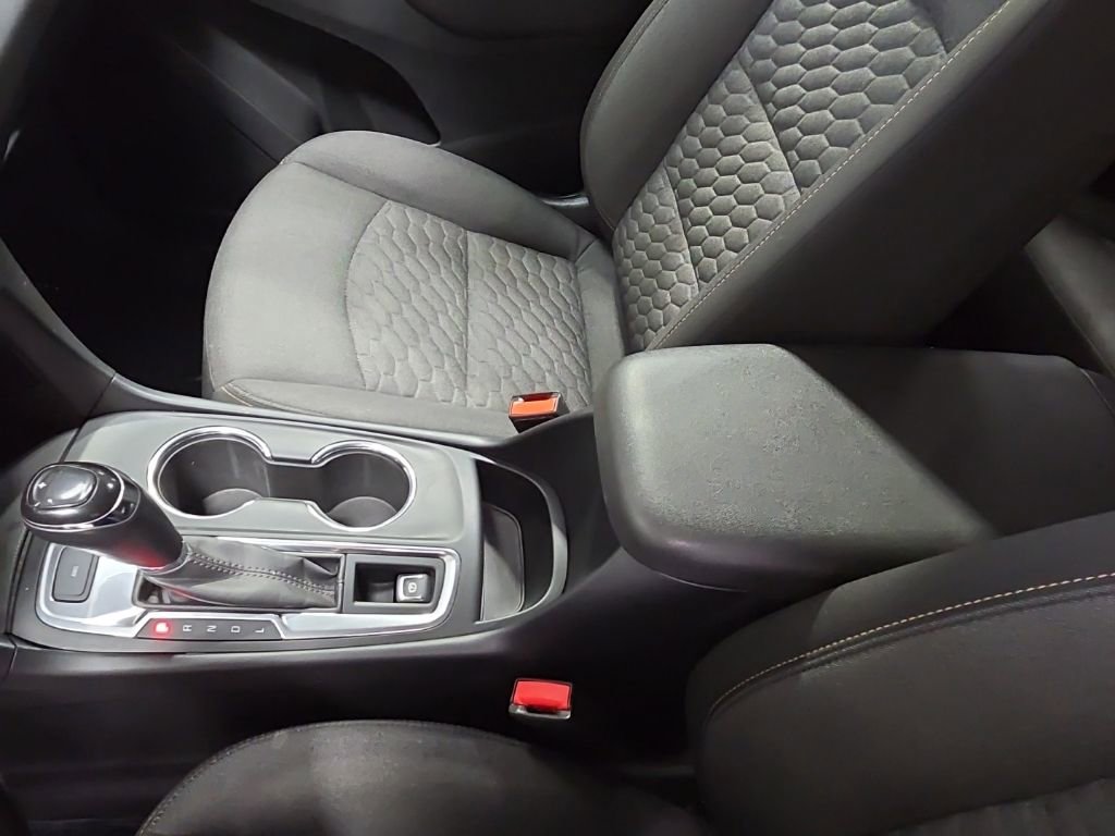 Used 2019 Chevrolet Equinox LT image 24