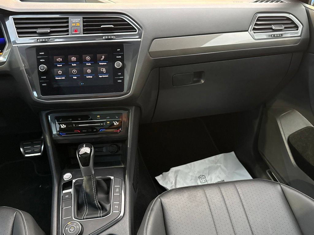 Used 2023 Volkswagen Tiguan SE R-Line AWD/4WD image 24