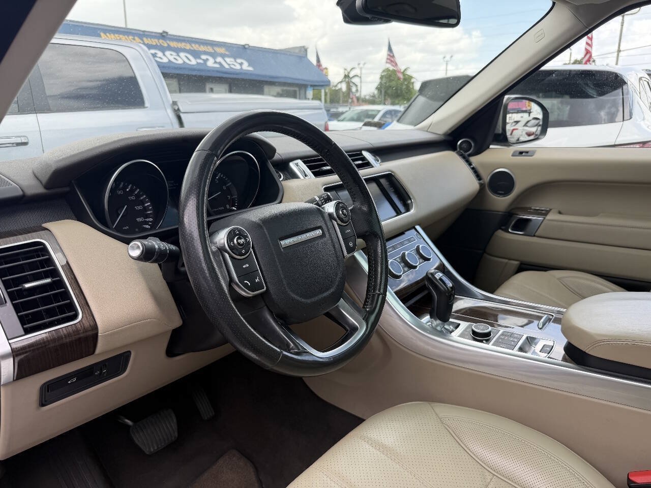 Used 2015 Land Rover Range Rover Sport HSE AWD/4WD image 15
