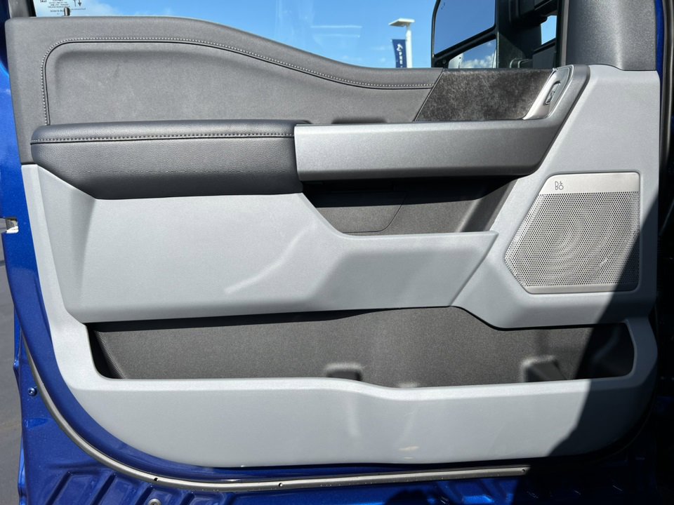 New 2026 Ford F250 4x4 Crew Cab Super Duty image 17