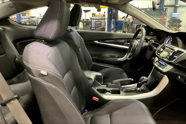Used 2015 Honda Accord EX image 7