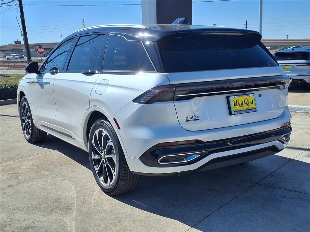 New 2026 Lincoln Nautilus Reserve image 16