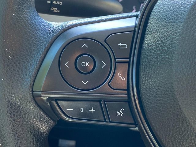 Used 2020 Toyota Corolla L FWD image 18