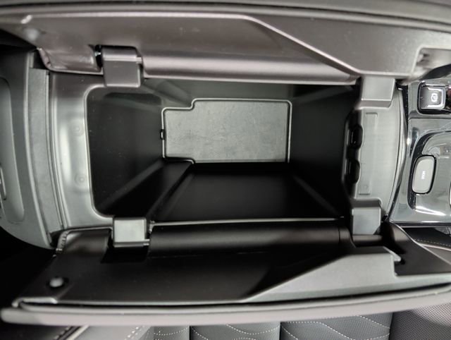 Used 2023 Buick Envision Avenir image 22