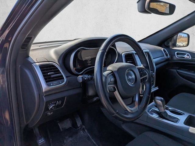 Used 2018 Jeep Grand Cherokee Laredo image 9