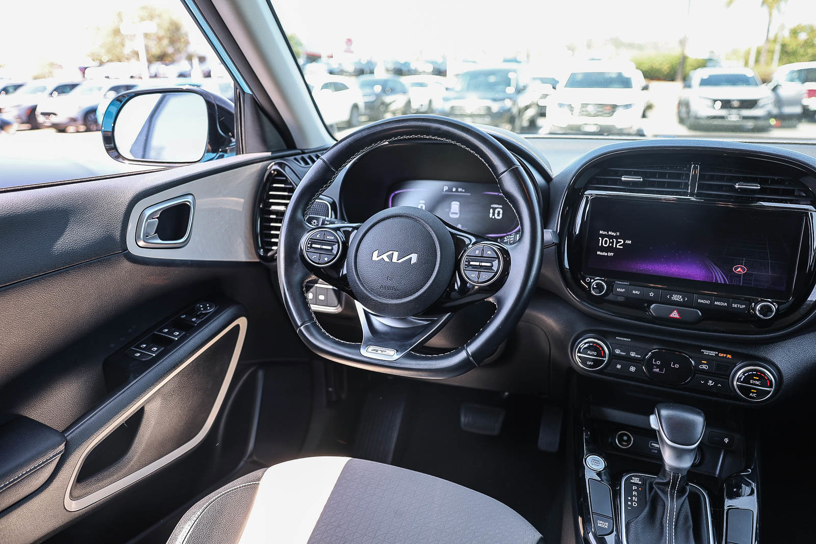 Used 2023 Kia Soul GT-Line FWD image 5