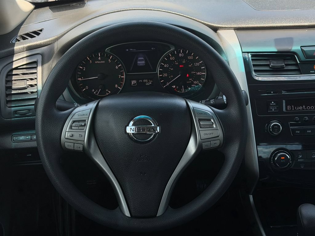 Used 2013 Nissan Altima 2.5 S FWD image 16
