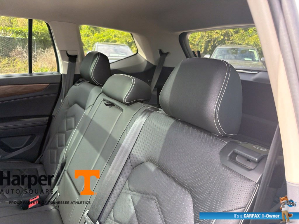 Used 2024 Volkswagen Atlas SE w/ Panoramic Sunroof Package AWD/4WD image 9