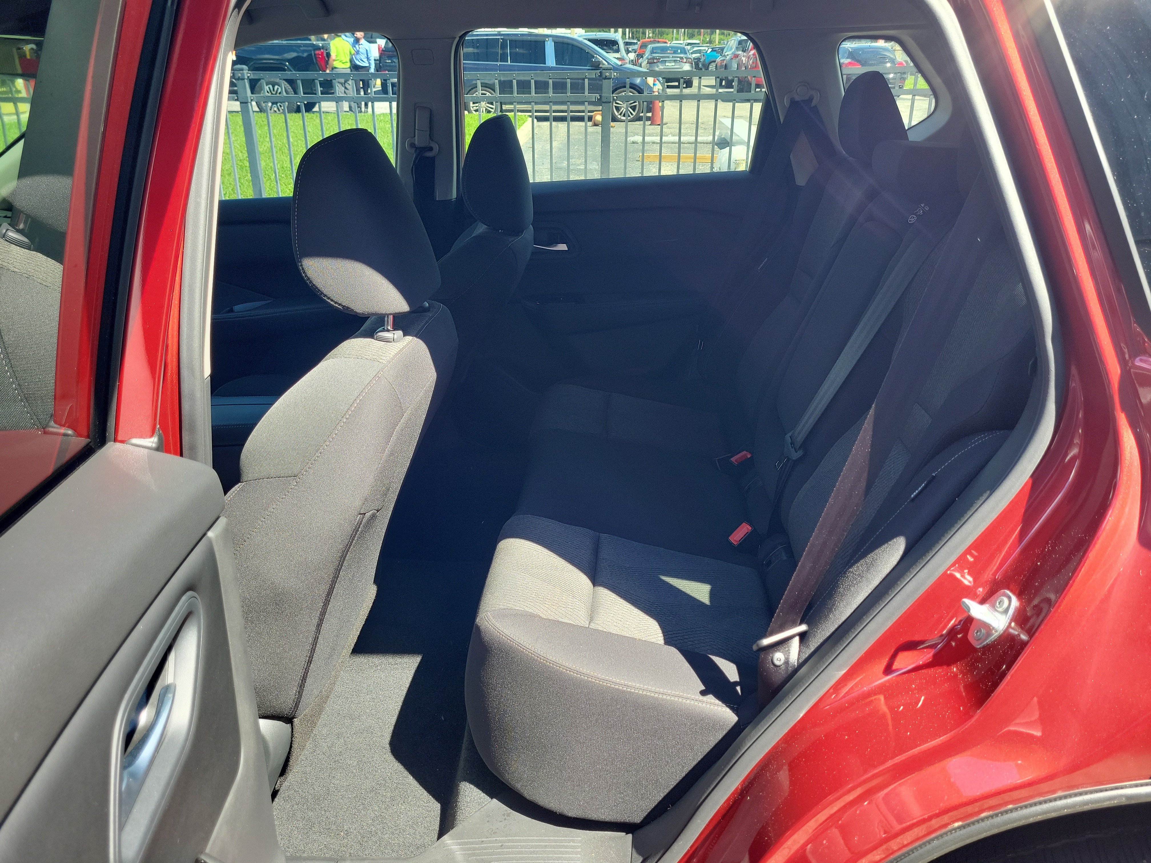 Certified 2026 Nissan Rogue SV FWD image 15