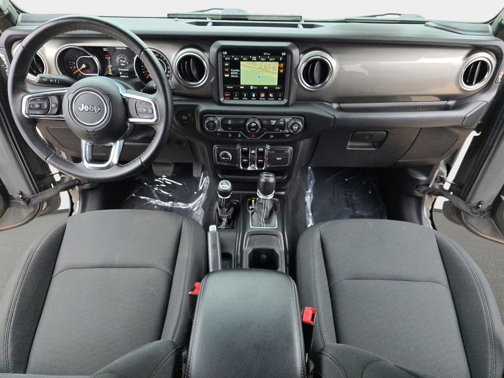 Used 2018 Jeep Wrangler Unlimited Sahara AWD/4WD image 10