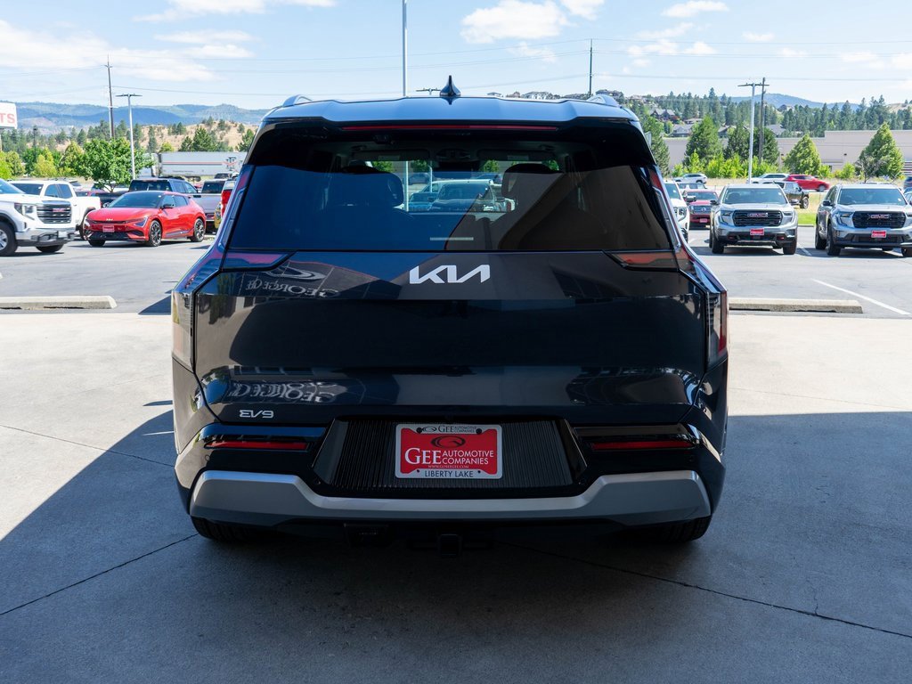 New 2026 Kia EV9 Land image 6