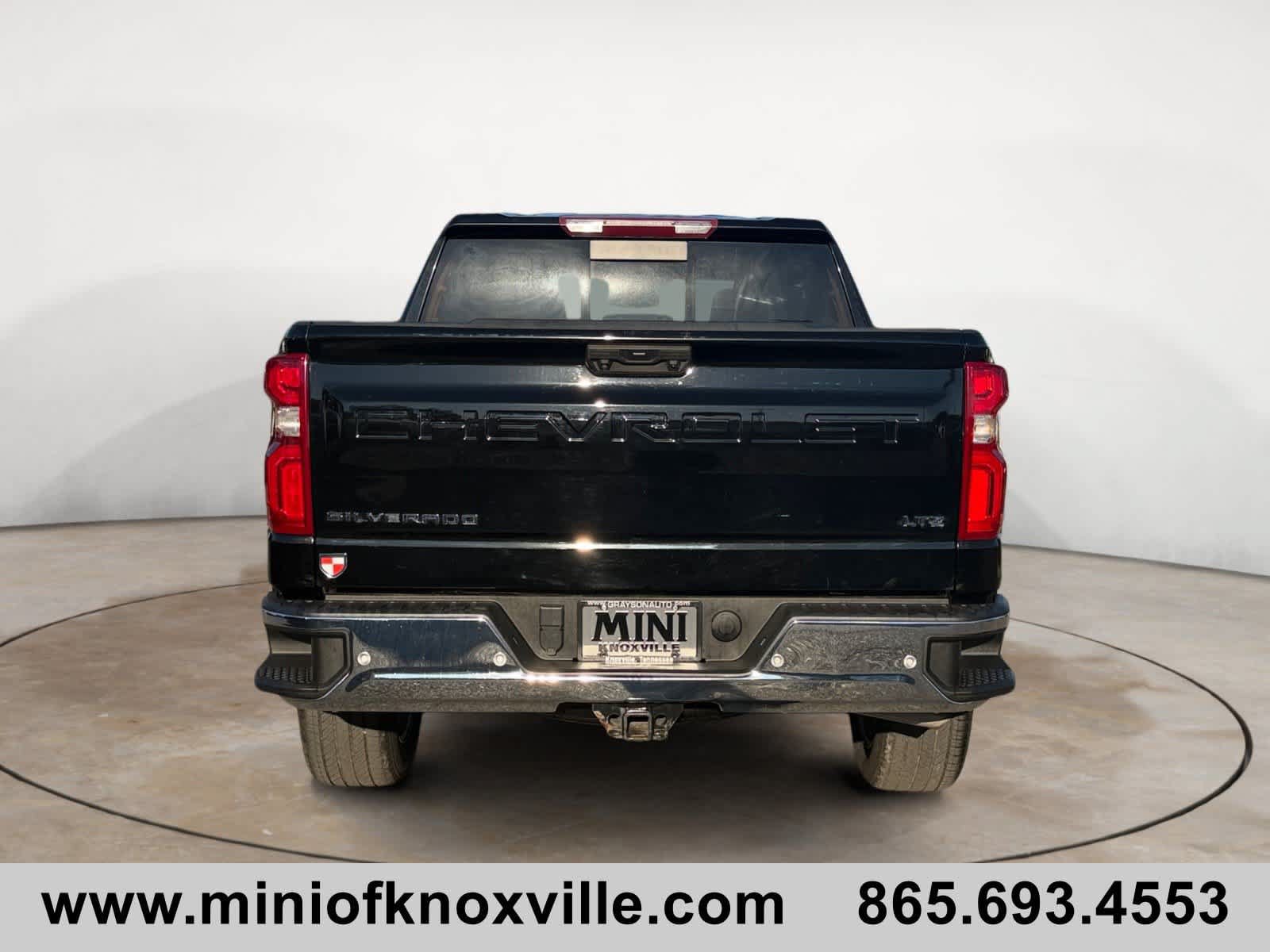 Used 2023 Chevrolet Silverado 1500 LTZ w/ LTZ Convenience Package II AWD/4WD image 4