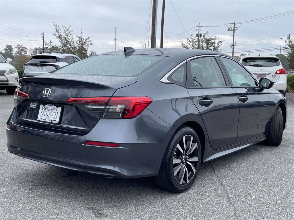 Used 2023 Honda Civic EX image 3