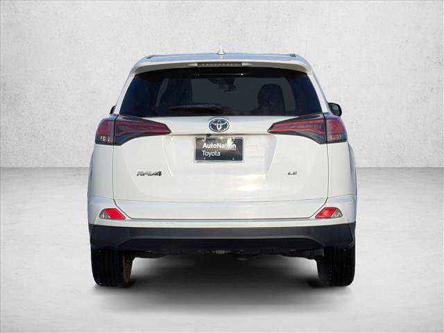 Used 2018 Toyota RAV4 LE w/ Carpet Mat Package image 7