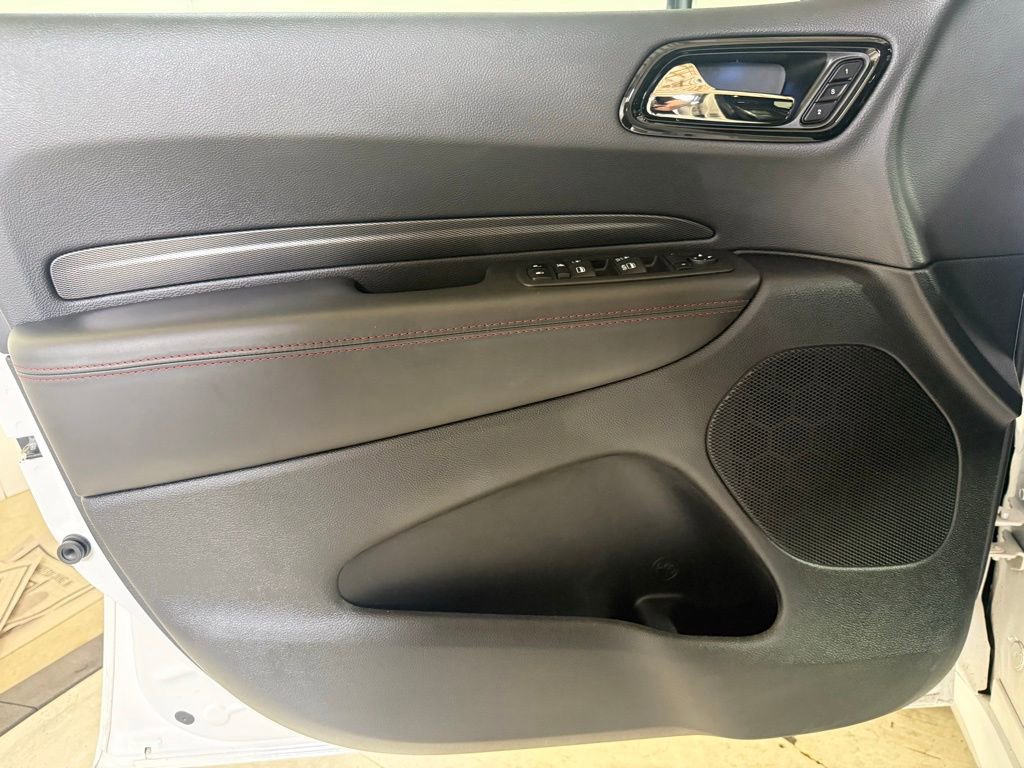 Certified 2023 Dodge Durango R/T w/ Tow 'N Go Package image 11