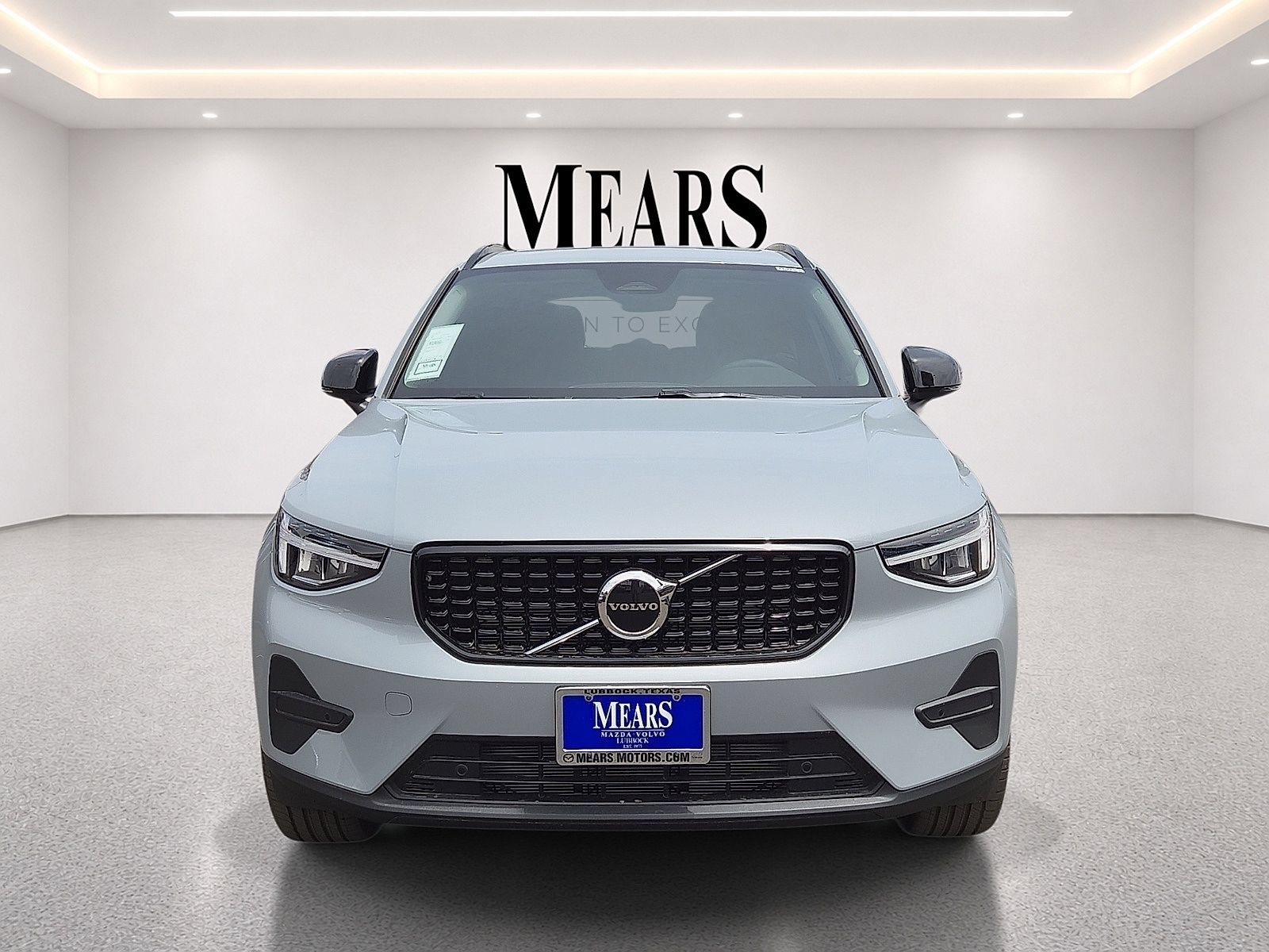 New 2026 Volvo XC40 B4 Core FWD image 8