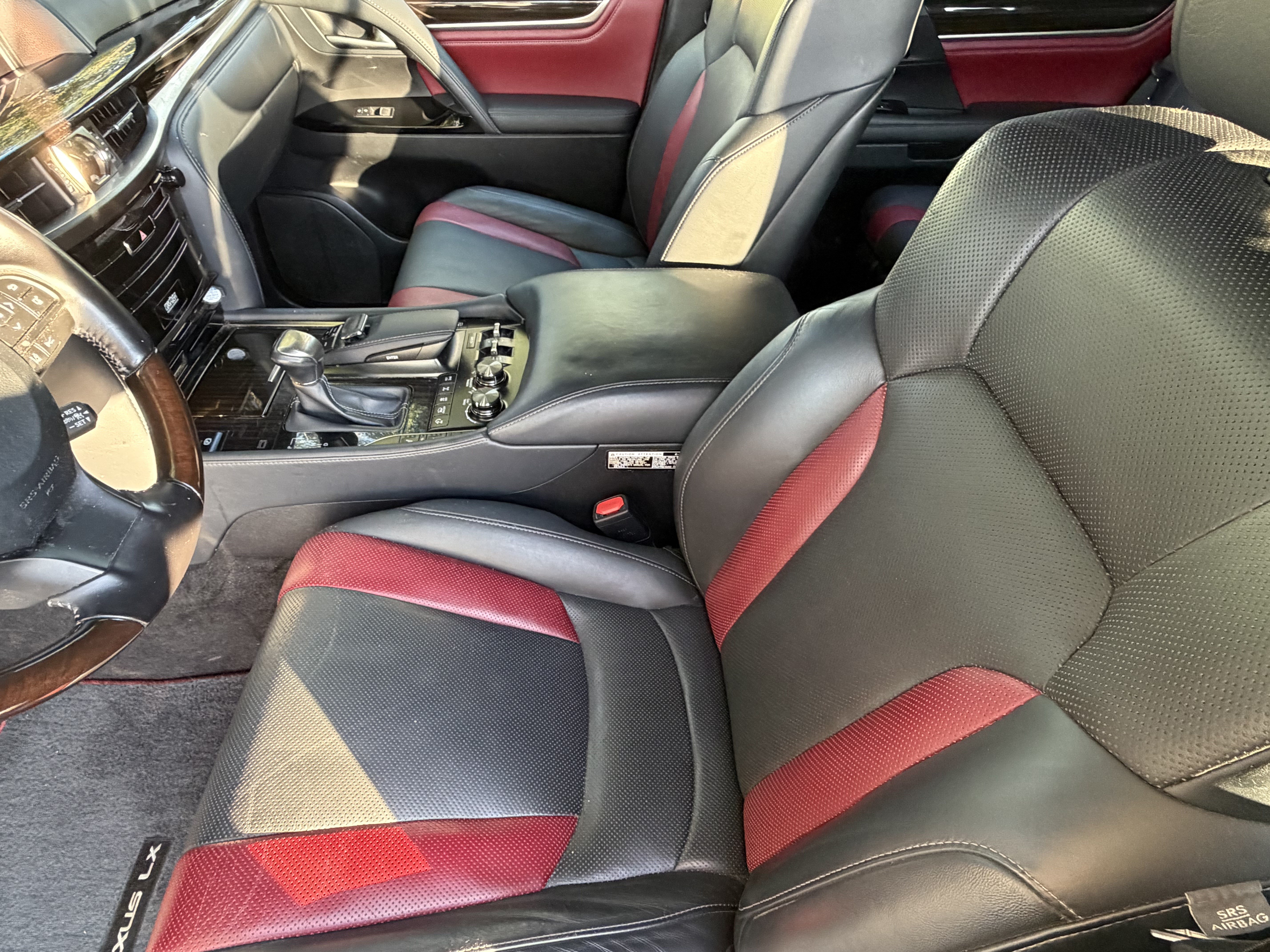 Used 2021 Lexus LX 570 4WD w/ Inspiration Series #2 image 16
