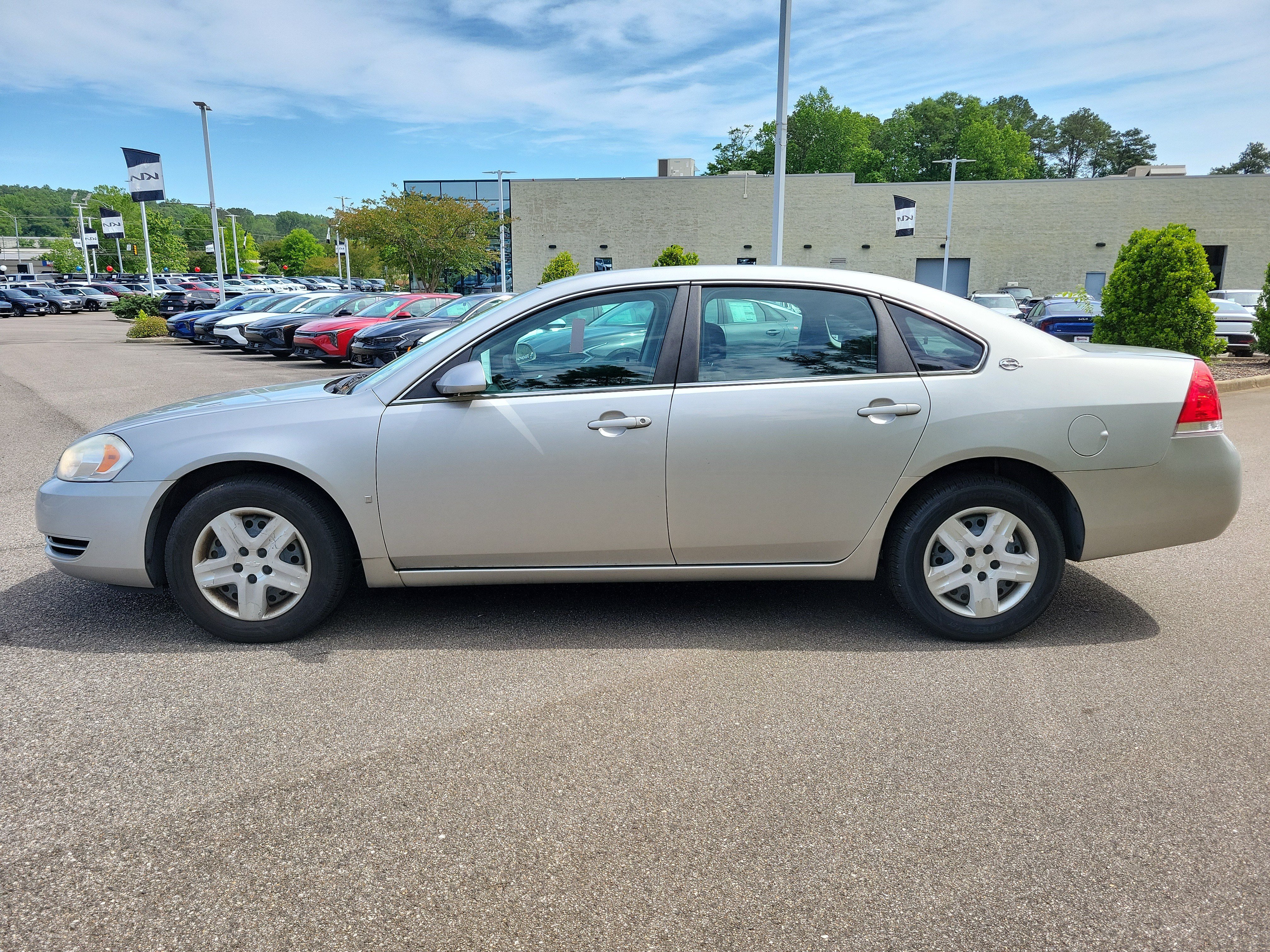Used 2008 Chevrolet Impala LS FWD image 15