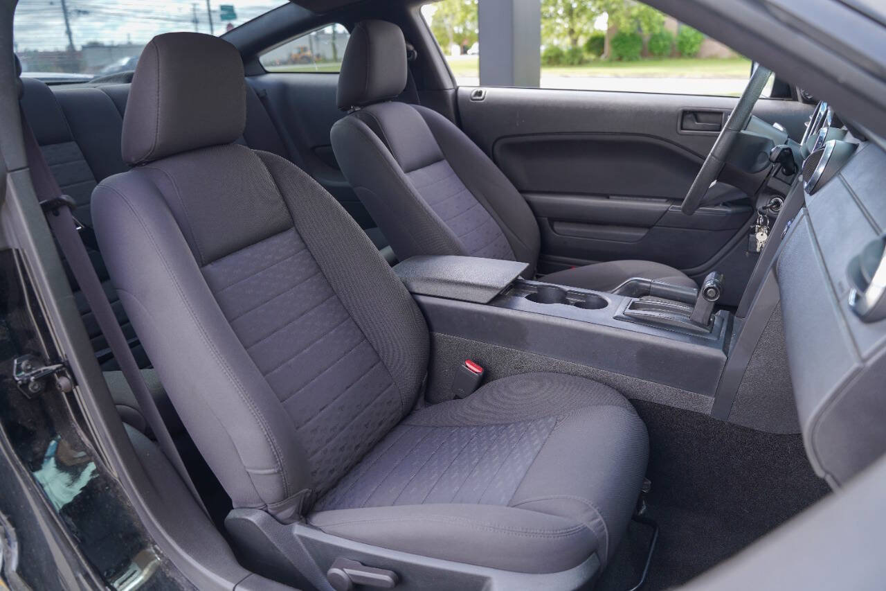 Used 2007 Ford Mustang GT image 19