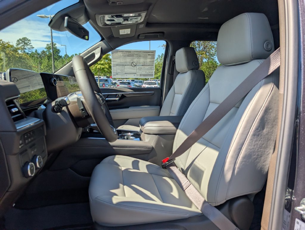 New 2027 Chevrolet Suburban LT w/ Comfort Package RWD image 13