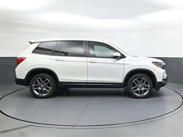 Used 2023 Honda Passport EX-L image 3