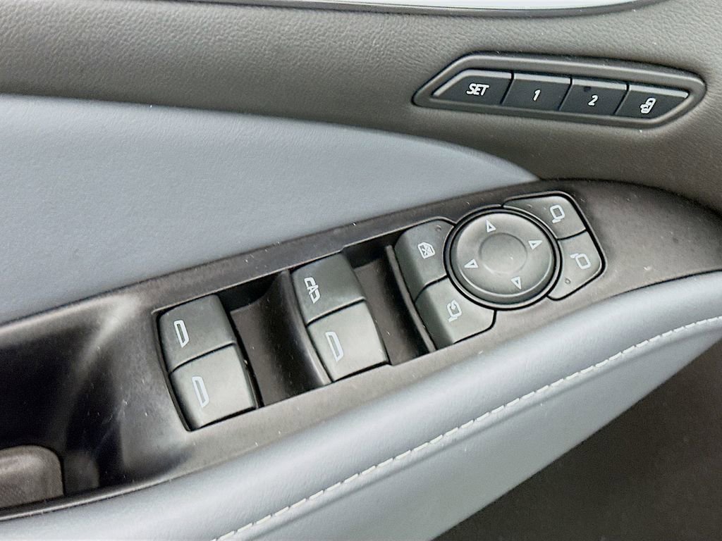 Used 2019 Buick Enclave Premium w/ Experience Buick Package image 17