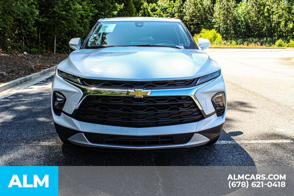 Used 2025 Chevrolet Blazer LT FWD image 10