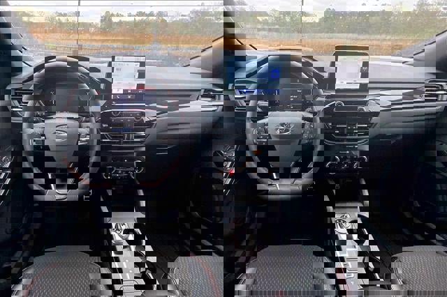 Used 2024 Ford Escape ST-Line w/ Equipment Group 301A image 13