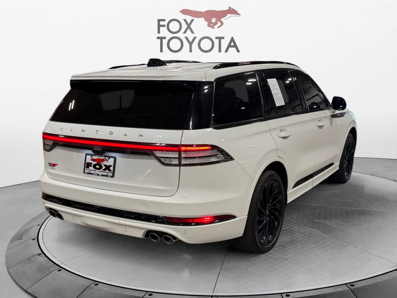Used 2025 Lincoln Aviator Reserve w/ Equipment Group 201A AWD/4WD image 6