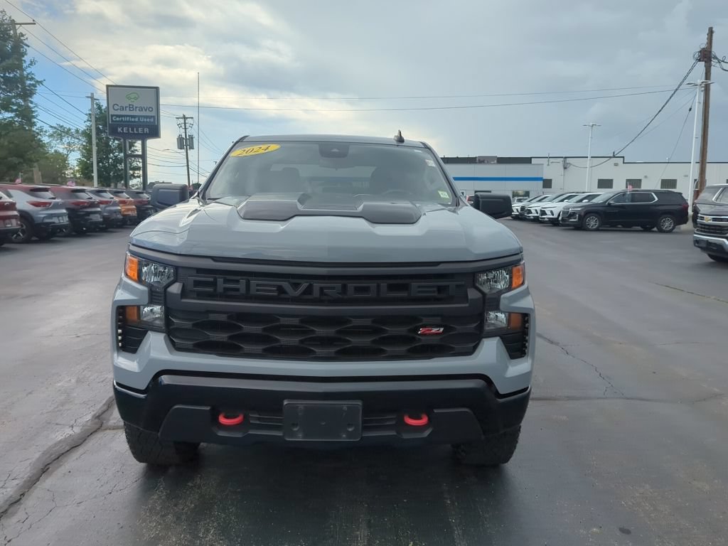 Certified 2024 Chevrolet Silverado 1500 Custom Trail Boss AWD/4WD image 3